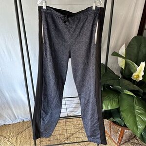 Game Time Dri Fit Tapered Athletic Pants / Size L